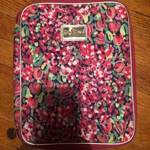 Lilly organizer